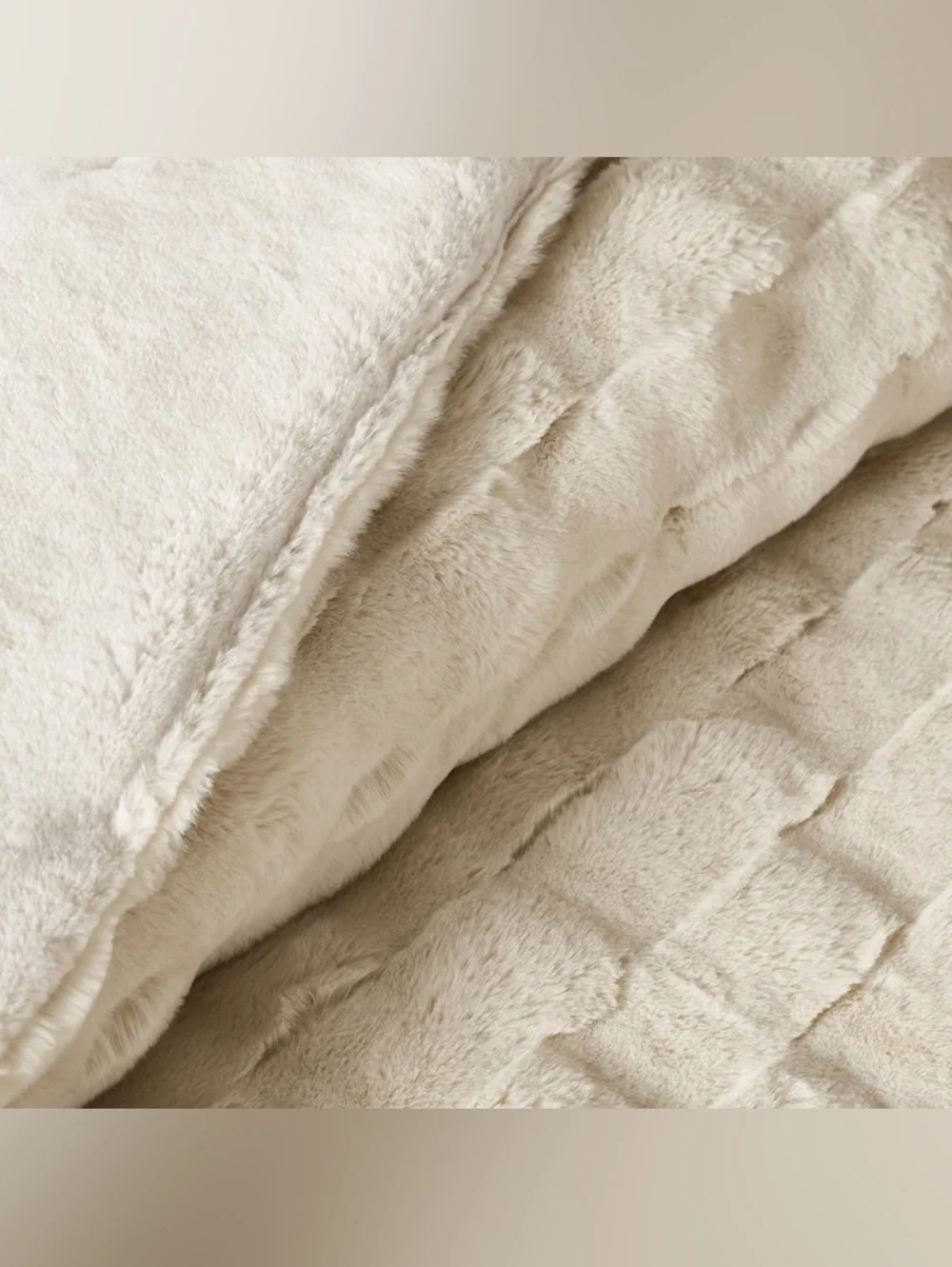 FRYE, 3 Piece - Faux Fur Comforter Set Beige